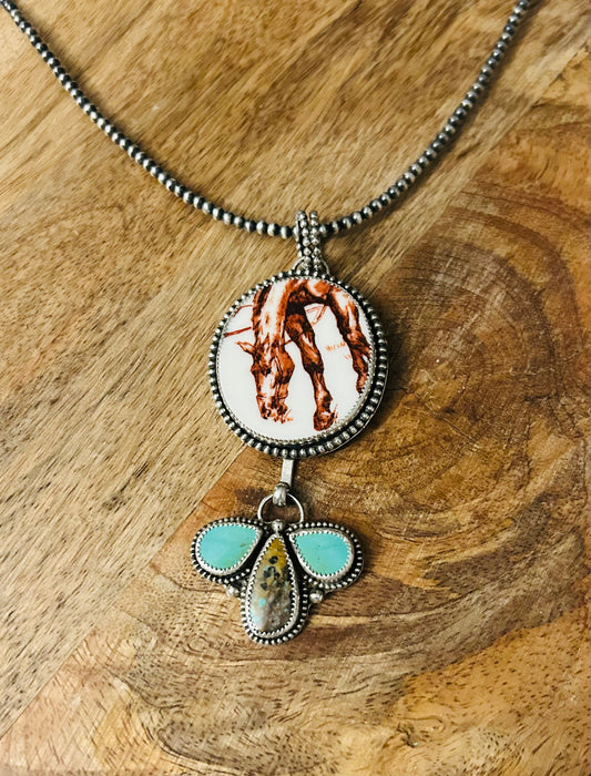 Horse pendant